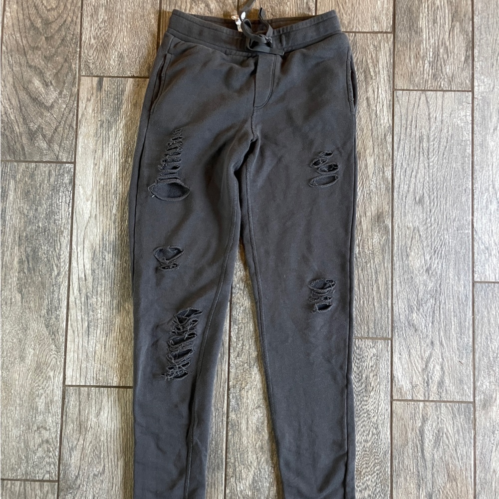 Alo distressed sweatpants. XS